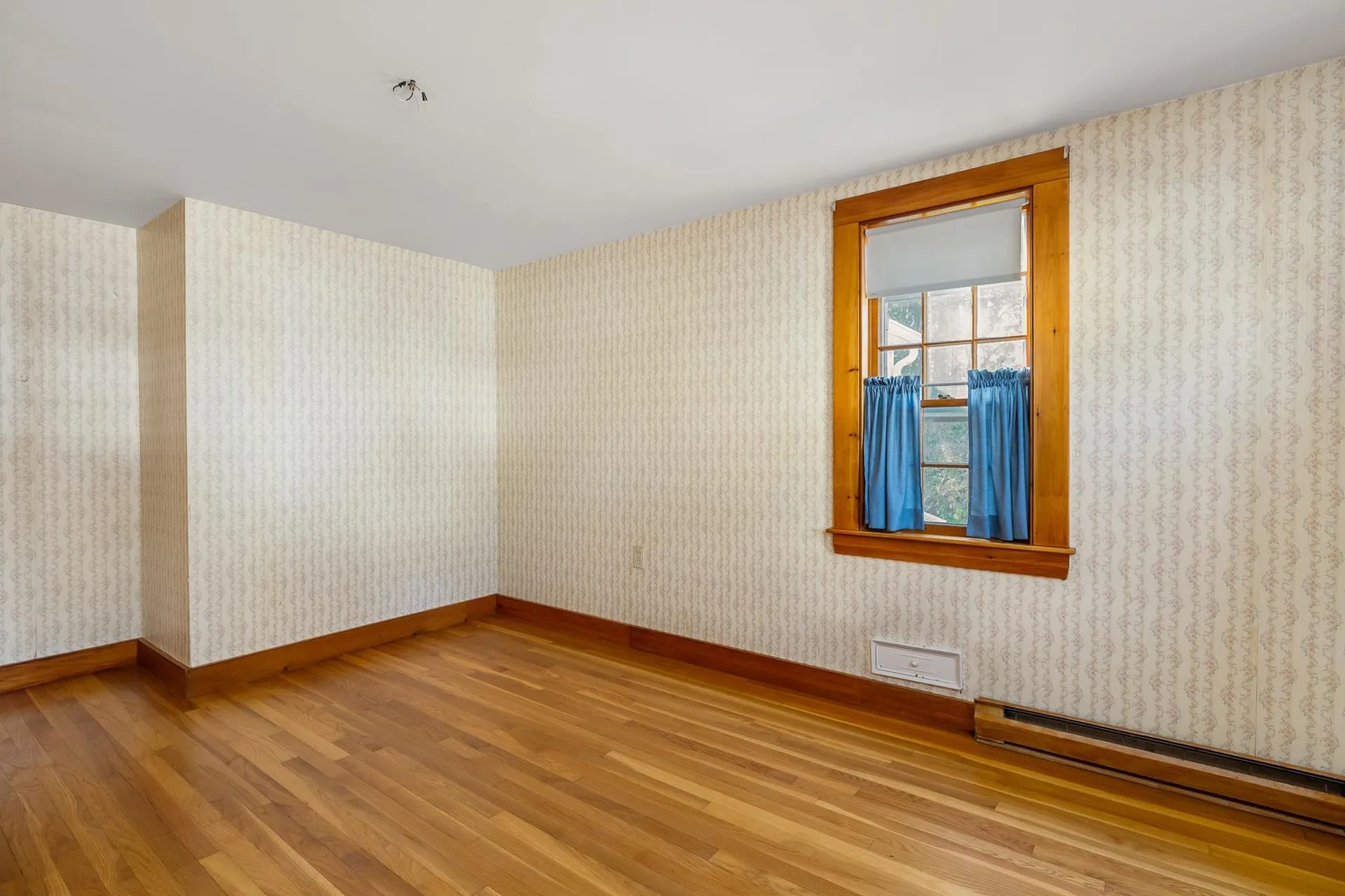 14 Colonial Lane New Castle NH 03854