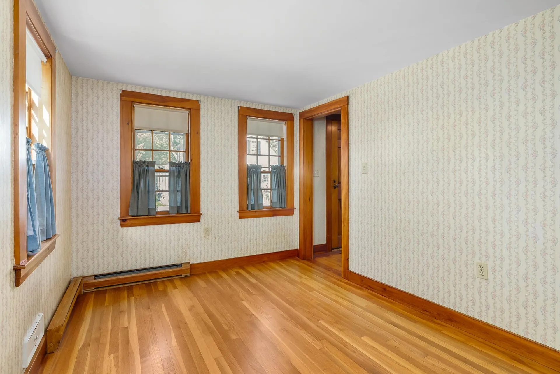 14 Colonial Lane New Castle NH 03854