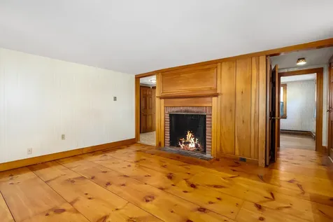 14 Colonial Lane New Castle NH 03854