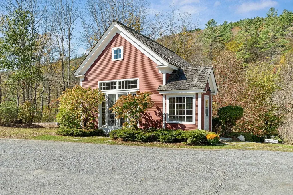 57 Tweed River Drive Pittsfield VT 05762