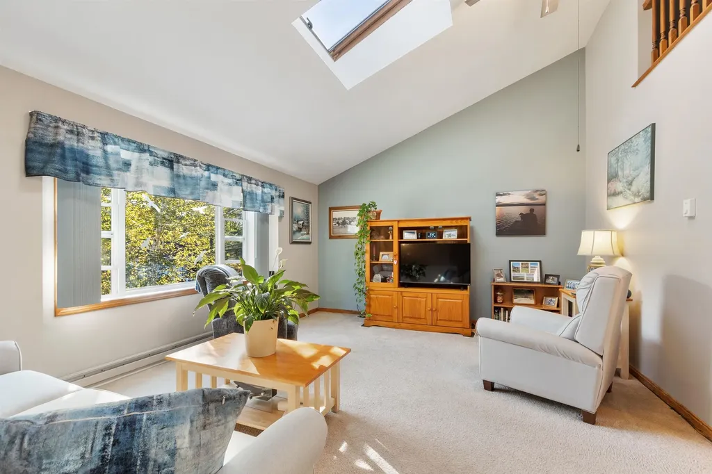 66L Derryfield Road Derry NH 03038