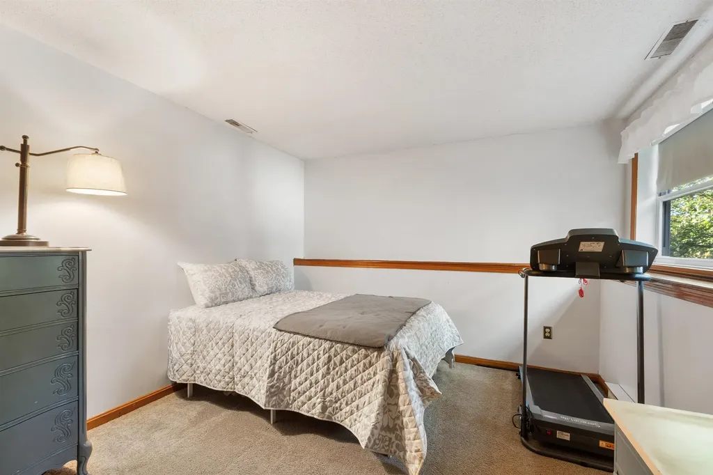 66L Derryfield Road Derry NH 03038