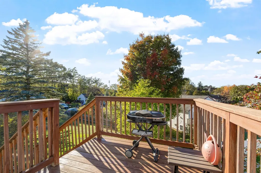 66L Derryfield Road Derry NH 03038