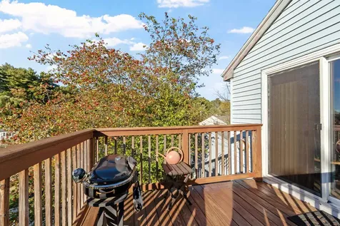 66L Derryfield Road Derry NH 03038