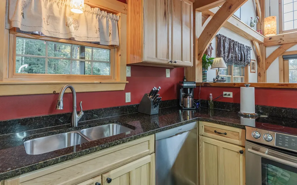 55 Sunset Circle Alstead NH 03602