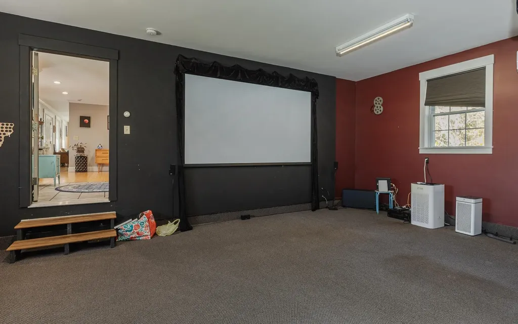 300 Wentworth Road Walpole NH 03608