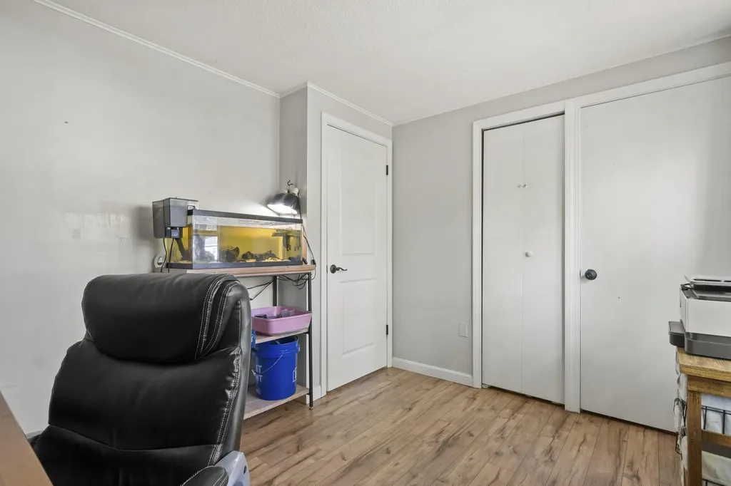 4 Chesapeake Road Nashua NH 03062