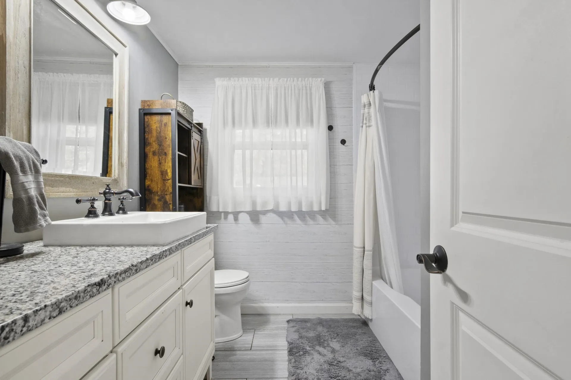 4 Chesapeake Road Nashua NH 03062