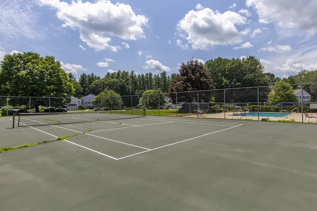 50 Brookside Drive Exeter NH 03833