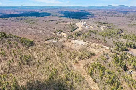 15-32-1-4 Chestnut Hill Road New Boston NH 03070