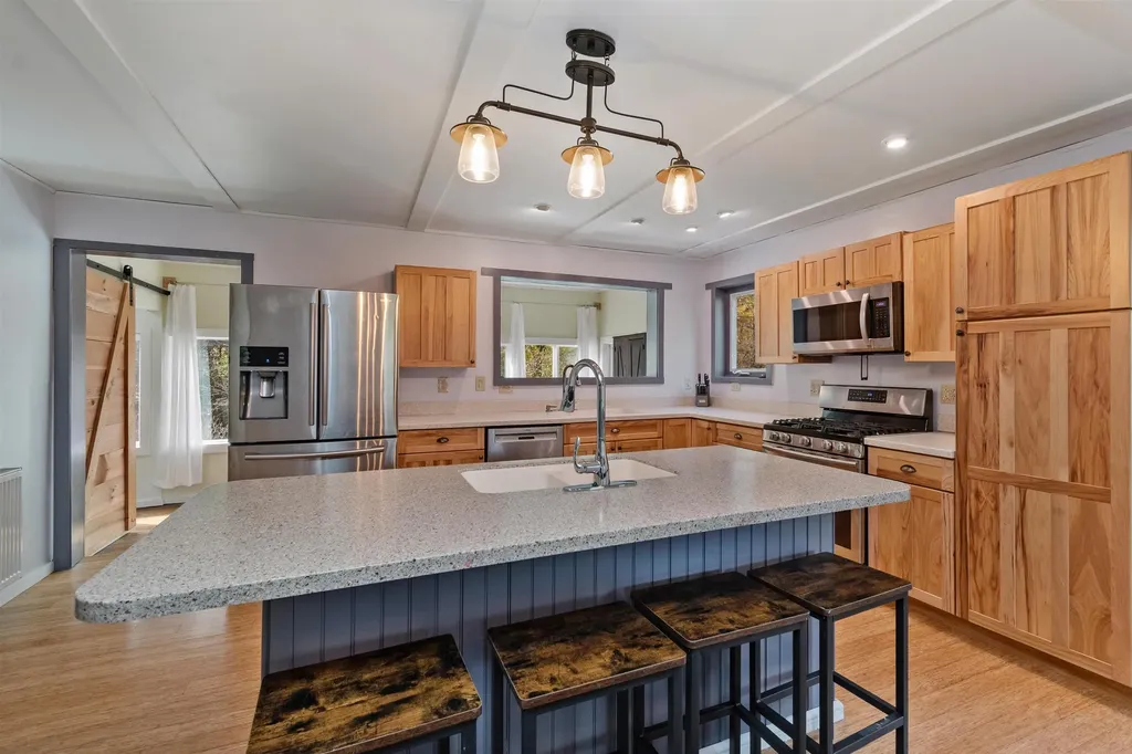 11 Paddock Lane Milton VT 05468