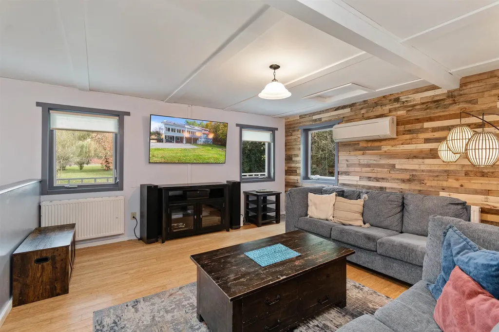 11 Paddock Lane Milton VT 05468