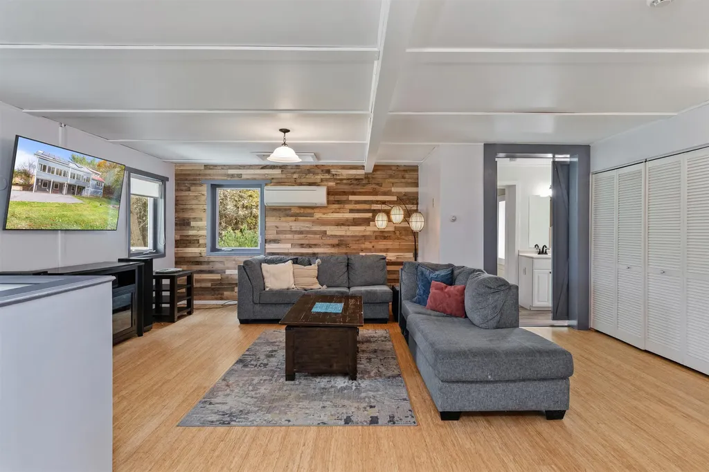 11 Paddock Lane Milton VT 05468