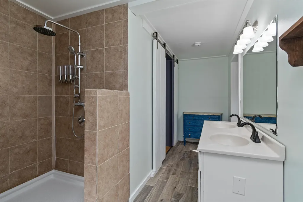 11 Paddock Lane Milton VT 05468