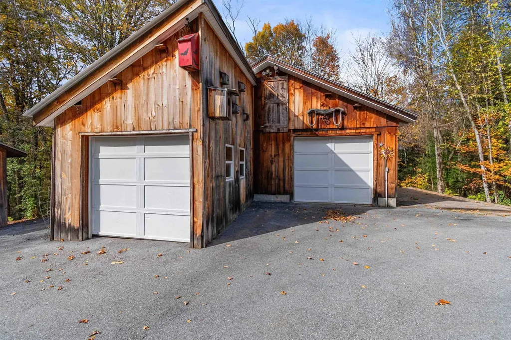 11 Paddock Lane Milton VT 05468