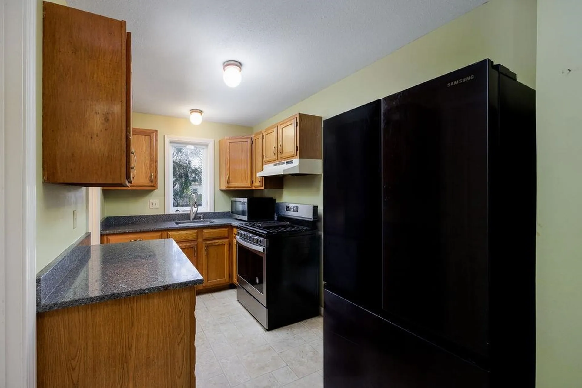 76 Colonial Drive Hartford VT 05001