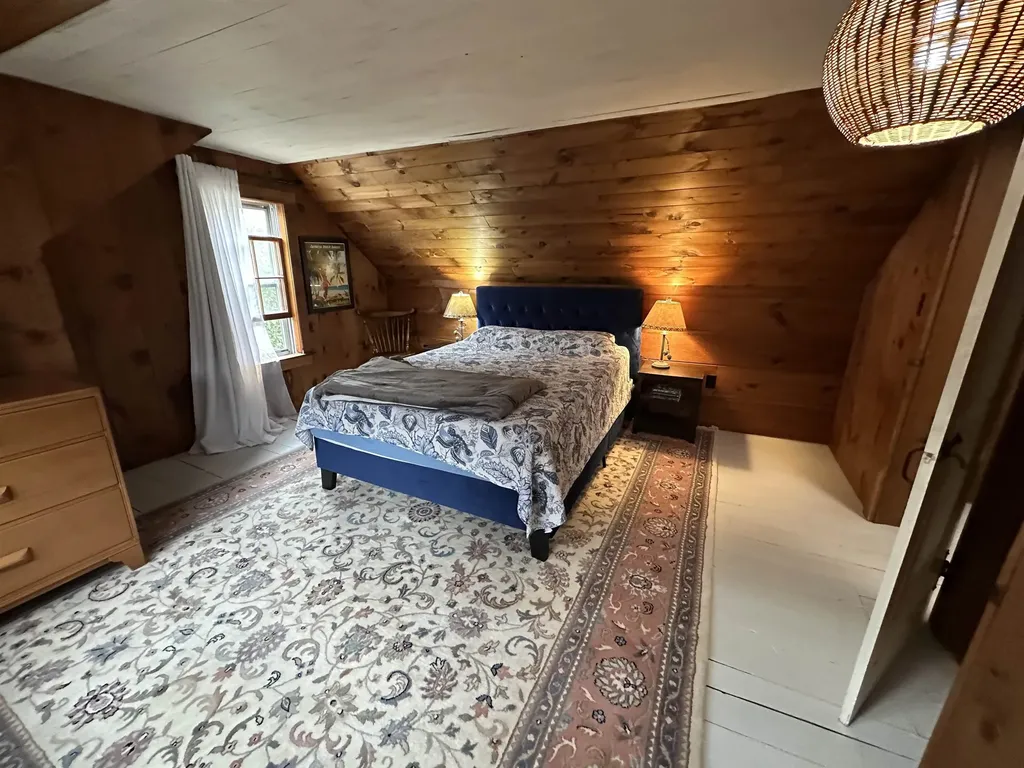 7 Bennington Road Hancock NH 03449