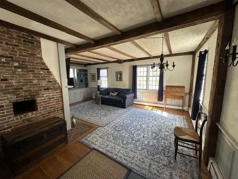 7 Bennington Road Hancock NH 03449