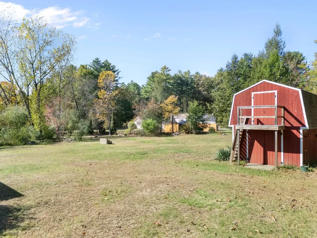 18 Monument Road Hinsdale NH 03451