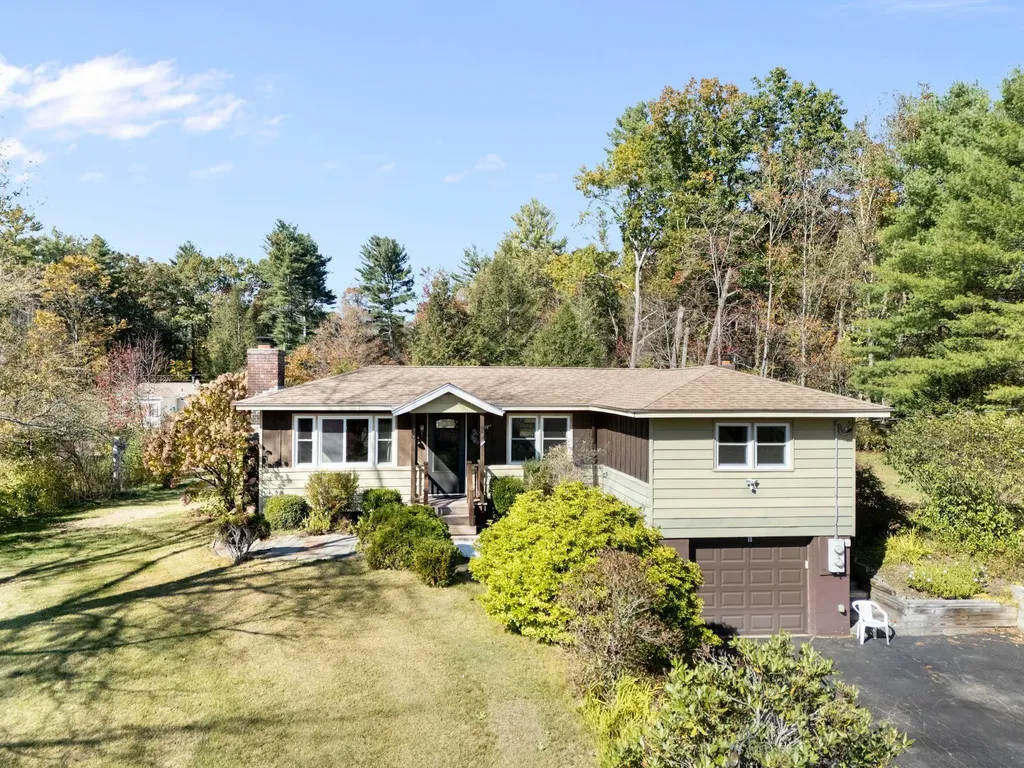 18 Monument Road Hinsdale NH 03451