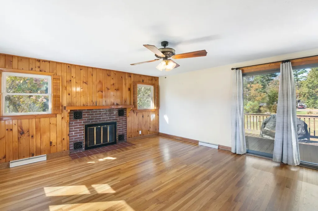 18 Monument Road Hinsdale NH 03451