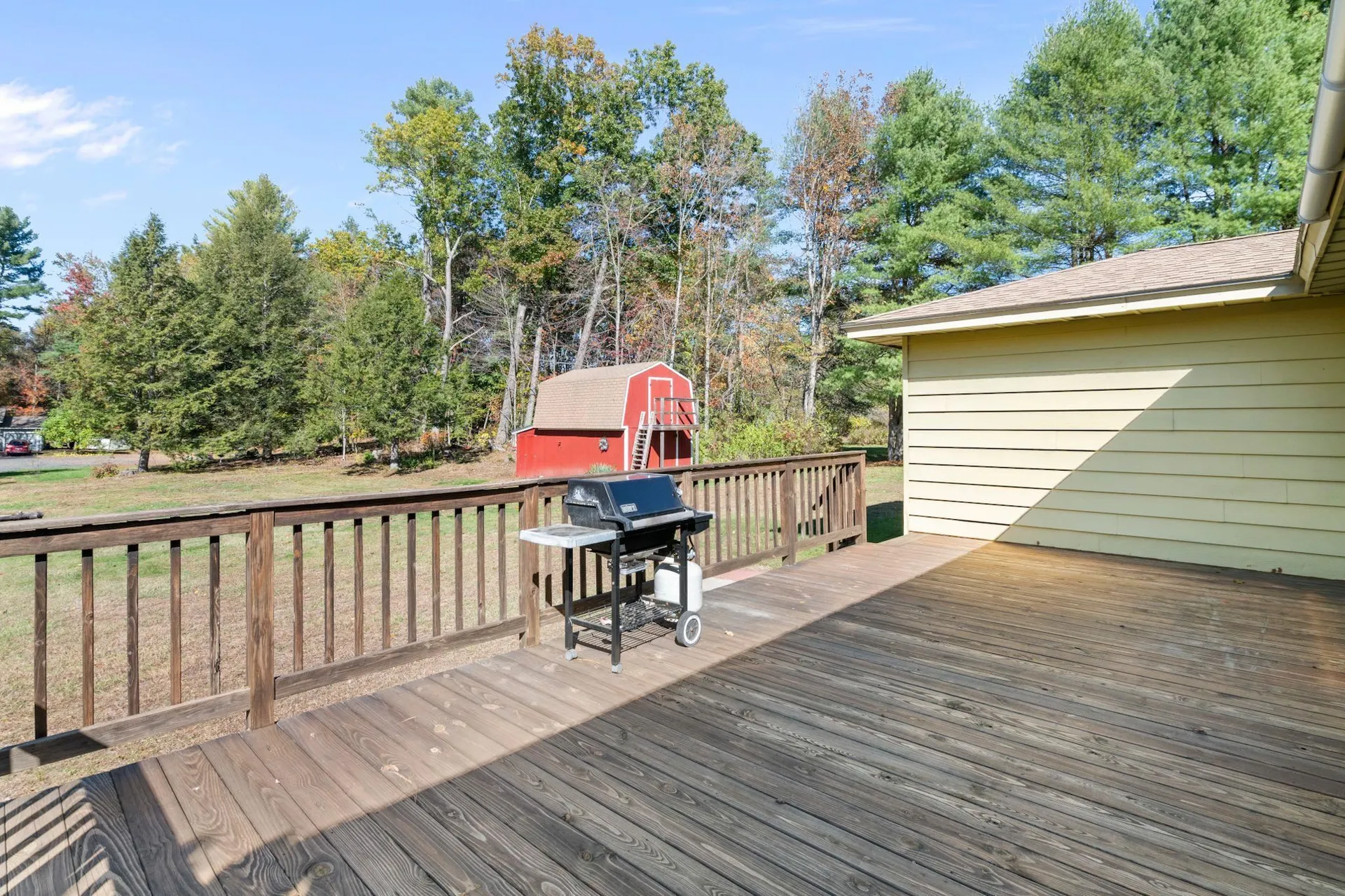 18 Monument Road Hinsdale NH 03451