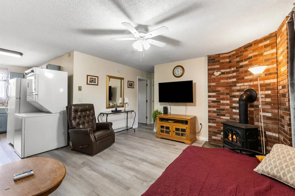 42 Wylie Court Conway NH 03860