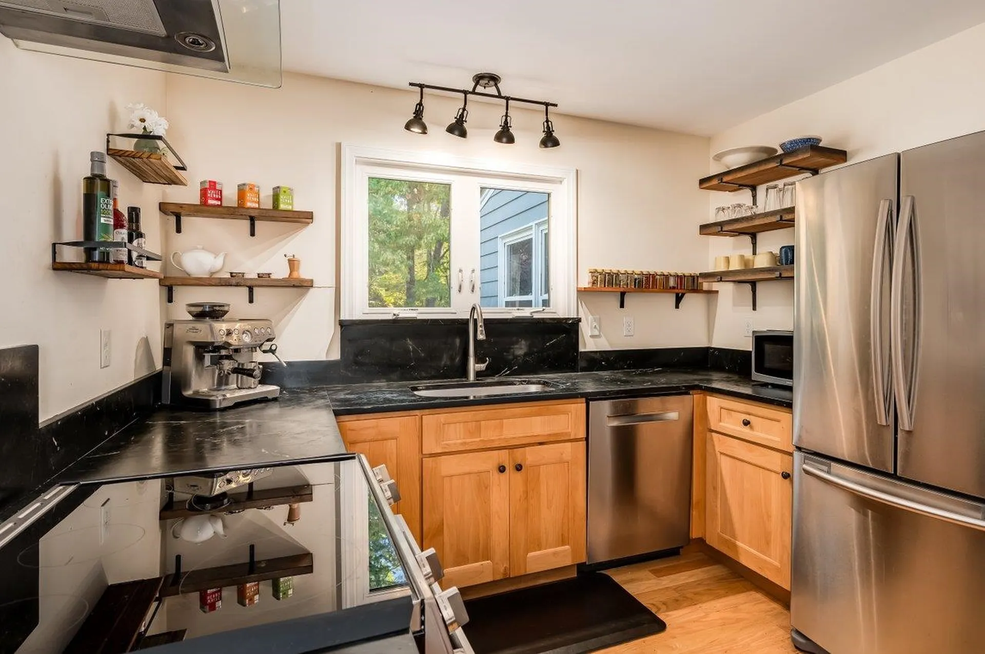 7 Beards Landing Durham NH 03824