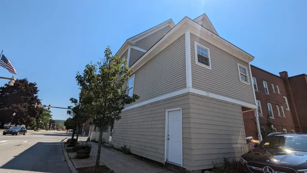 674 Main Street Laconia NH 03246