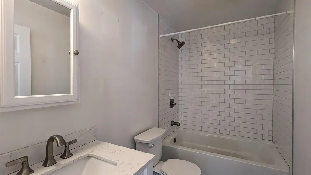 674 Main Street Laconia NH 03246