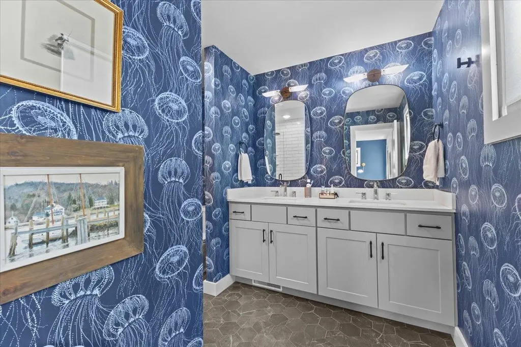 341 O'brien Farm Road South Burlington VT 05403