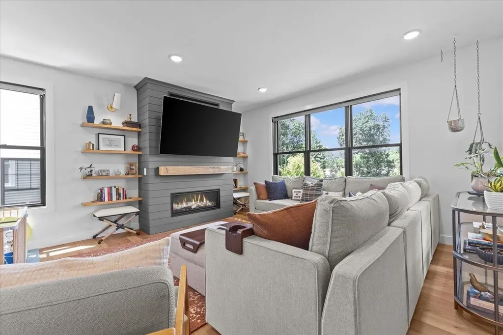 341 O'brien Farm Road South Burlington VT 05403