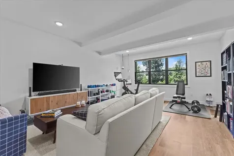 341 O'brien Farm Road South Burlington VT 05403