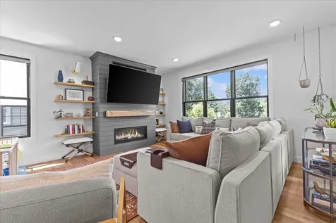 341 O'brien Farm Road South Burlington VT 05403