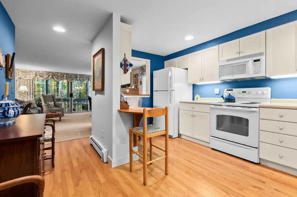 54 Brookside Drive Stratham NH 03885