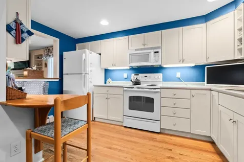 54 Brookside Drive Stratham NH 03885