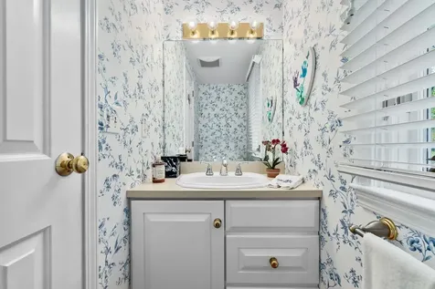 54 Brookside Drive Stratham NH 03885