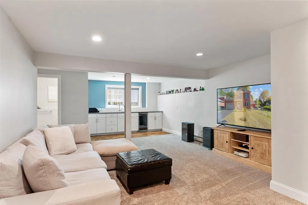 1 Sienna Lane Essex Junction VT 05452