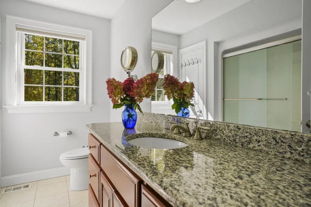 18 Huckins Road Madbury NH 03823