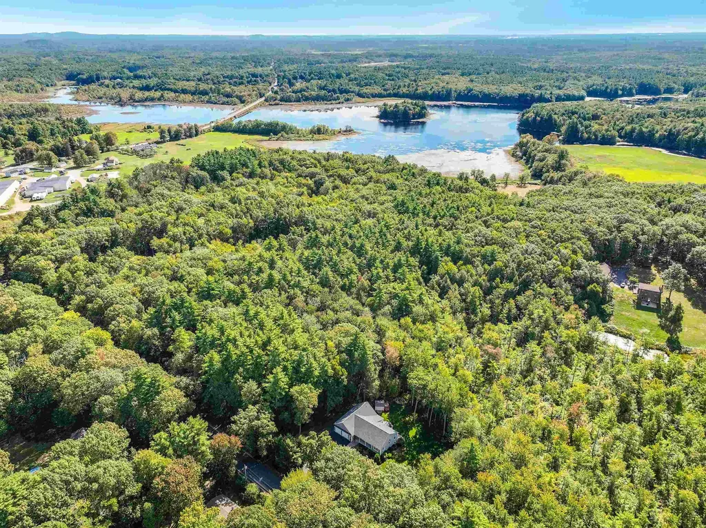 18 Huckins Road Madbury NH 03823