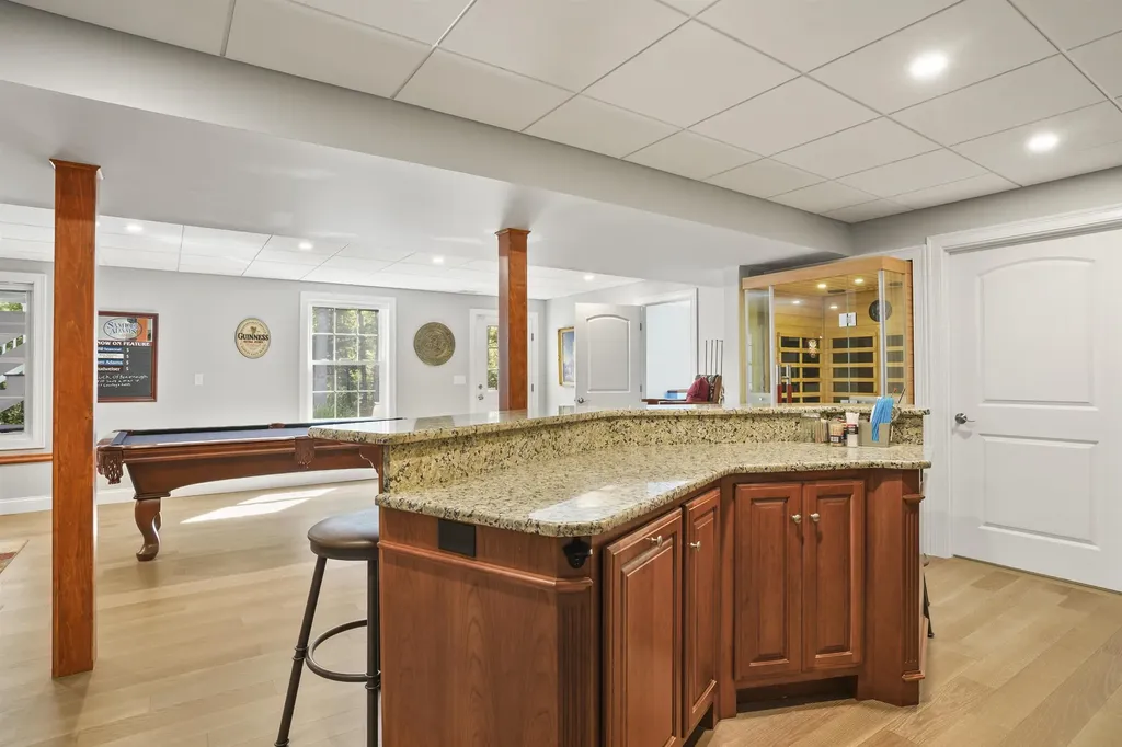 18 Huckins Road Madbury NH 03823