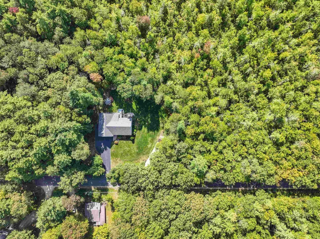 18 Huckins Road Madbury NH 03823