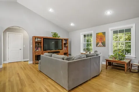 18 Huckins Road Madbury NH 03823