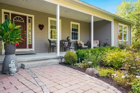 18 Huckins Road Madbury NH 03823