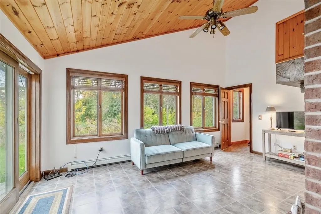 120 Poor Farm Road Alburgh VT 05440