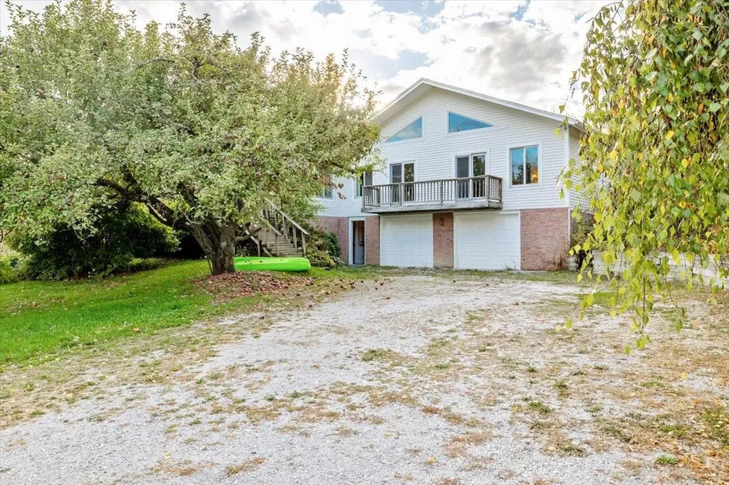 120 Poor Farm Road Alburgh VT 05440