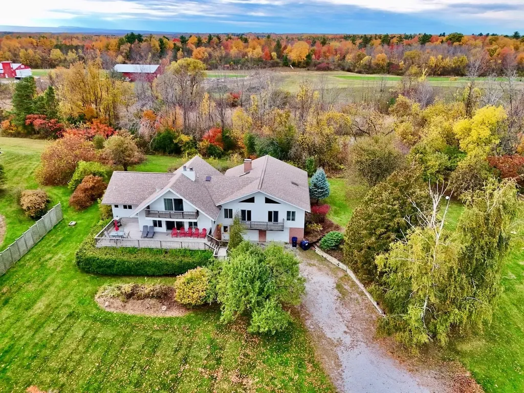 120 Poor Farm Road Alburgh VT 05440