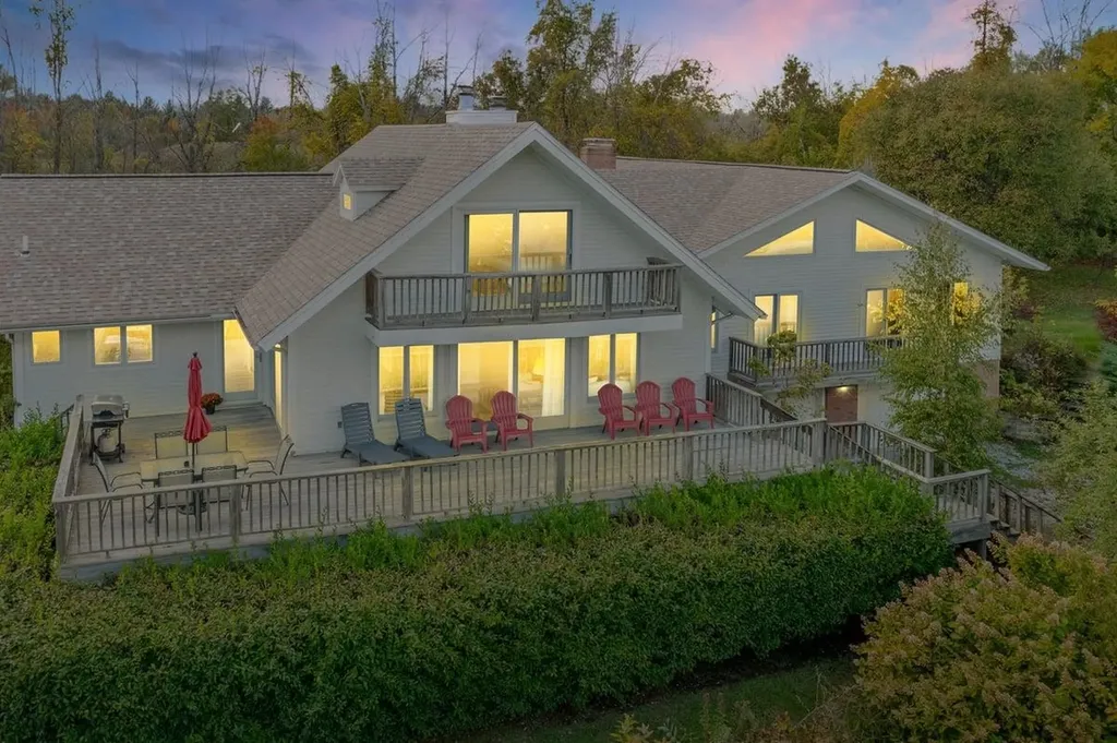 120 Poor Farm Road Alburgh VT 05440