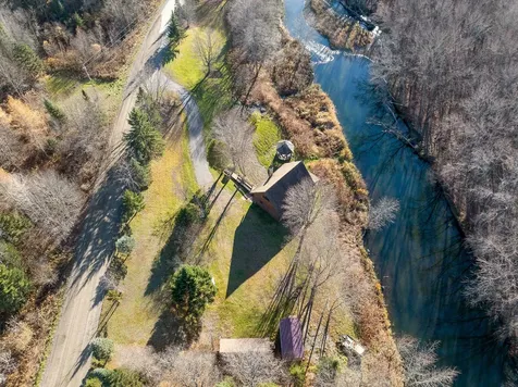 1639 Halls Stream Road Pittsburg NH 03592