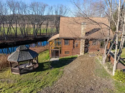 1639 Halls Stream Road Pittsburg NH 03592